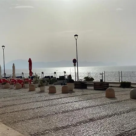 Casa Vacanze Brezza Marina Ferienhaus Trappeto (Sicily)